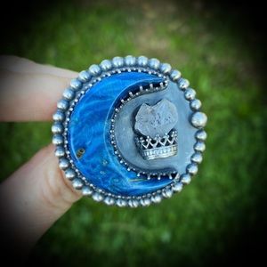 🛑SOLD🛑Blue wood moon ring